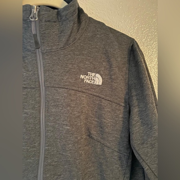 The North Face Dark Gray Jacket - Picture 2 of 6